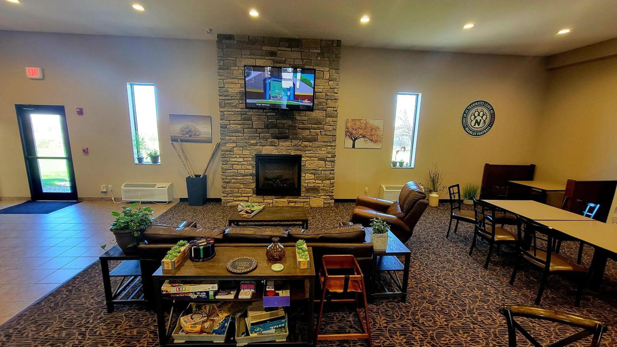 Cobblestone Inn & Suites Maryville Εξωτερικό φωτογραφία