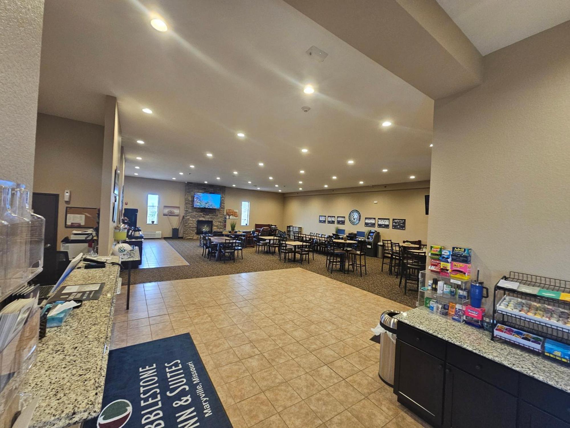 Cobblestone Inn & Suites Maryville Εξωτερικό φωτογραφία