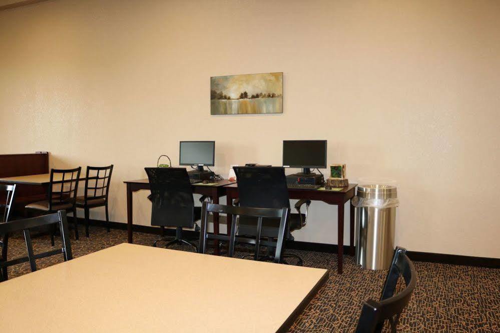 Cobblestone Inn & Suites Maryville Εξωτερικό φωτογραφία