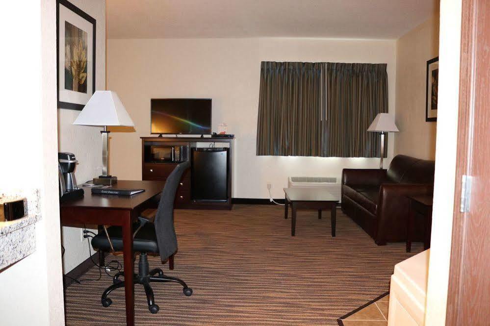 Cobblestone Inn & Suites Maryville Εξωτερικό φωτογραφία