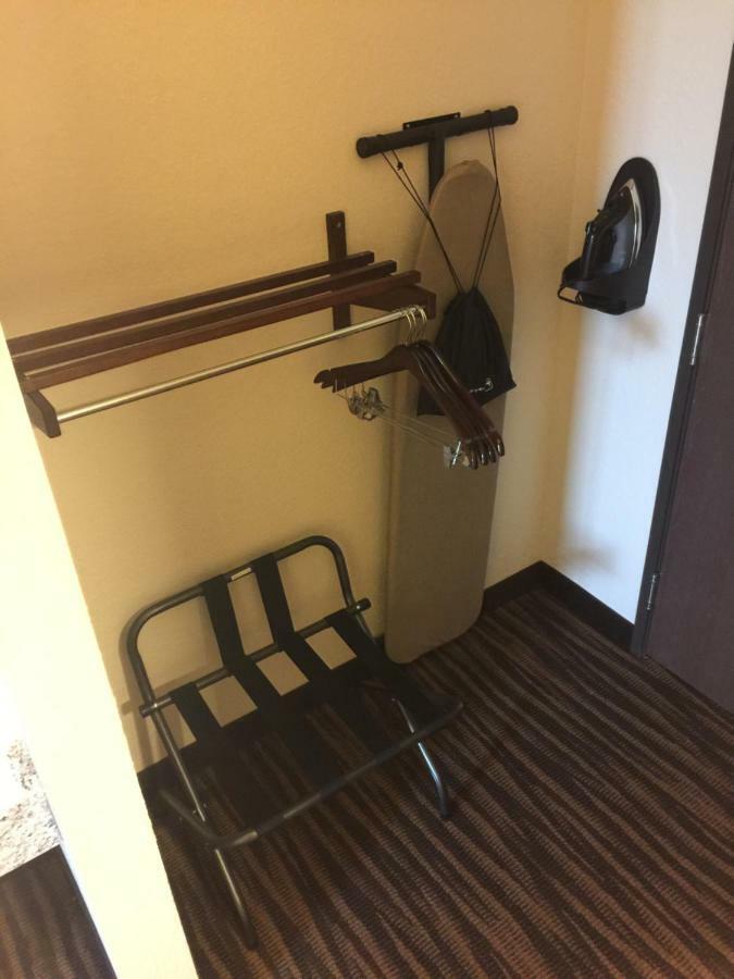 Cobblestone Inn & Suites Maryville Εξωτερικό φωτογραφία